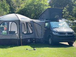 Grau Gebraucht 2021 VW T6.1 California Van | 59.999 €