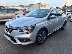 Silber Gebraucht 2016 Renault Mégane IV Bose Edition Limousine | 9.890 € (Fairer Preis)