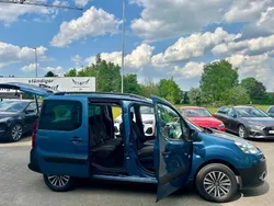 Blau Gebraucht 2015 Peugeot Partner Tepee Family Van / Kleinbus | 8.900 € (Fairer Preis)