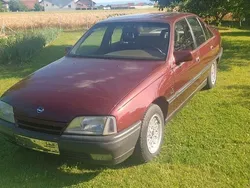 Rot Gebraucht 1989 Opel Omega Limousine | 6.300 €