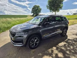 Grau Gebraucht 2023 Skoda Kodiaq SportLine SUV | 40.980 € (Fairer Preis)