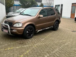 Andere außenfarben Gebraucht 2002 Mercedes ML270 SUV | 4.350 €