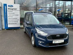 Blau Gebraucht 2019 Ford Grand Tourneo Connect Titanium Van / Kleinbus | 23.990 € (Fairer Preis)
