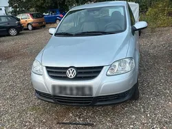 Silber Gebraucht 2007 VW Fox Kleinwagen | 2.900 € (Teuer)