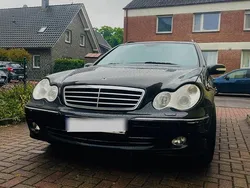 Schwarz Gebraucht 2006 Mercedes C220 Kombi | 2.600 € (Guter Preis)