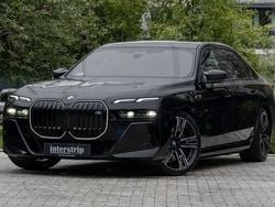 Schwarz Gebraucht 2025 BMW M760e Executive Limousine | 128.990 €