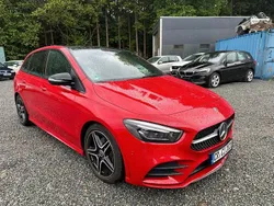 Rot Gebraucht 2019 Mercedes B180 AMG line Van / Kleinbus | 22.900 € (Guter Preis)