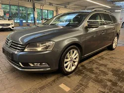 Grau Gebraucht 2011 VW Passat Highline Kombi | 7.590 € (Guter Preis)