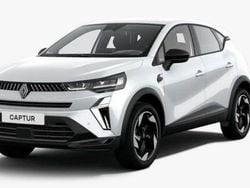 Weiss "nacre" Gebraucht 2025 Renault Captur Evolution SUV | 24.500 € (Superpreis)