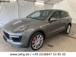 Porsche Cayenne Turbo
