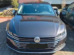 Grau Gebraucht 2017 VW Arteon Coupé | 23.500 € (Etwas zu teuer)