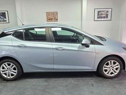 Blau Gebraucht 2016 Opel Astra Edition Limousine | 7.490 € (Guter Preis)