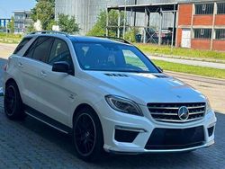 Weiß Gebraucht 2014 Mercedes ML63 AMG AMG SUV | 26.900 € (Superpreis)