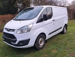 Weiß Gebraucht 2016 Ford Transit Van / Kleinbus | 8.990 € (Superpreis)