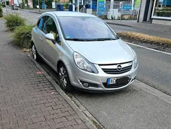 Silber Gebraucht 2010 Opel Corsa Kleinwagen | 5.500 € (Teuer)
