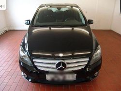 Schwarz Gebraucht 2012 Mercedes B180 Van / Kleinbus | 12.500 € (Etwas zu teuer)