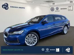 Blau Neu 2025 Skoda Superb Selection Kombi | 70.387 €