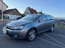 Grau Gebraucht 2011 VW Golf VI Comfortline Kombi | 4.950 € (Fairer Preis)