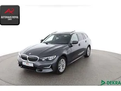 Mineralgrau Gebraucht 2022 BMW 320e Luxury Line Kombi | 24.480 € (Guter Preis)