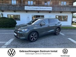 Cipressinogrün Neu 2025 VW Tiguan Elegance SUV | 43.990 € (Fairer Preis)