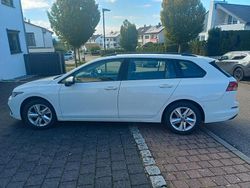 Weiß Gebraucht 2021 VW Golf VIII Kombi | 19.900 € (Guter Preis)