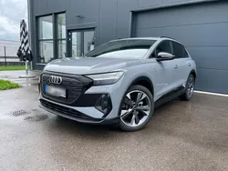Grau Gebraucht 2023 Audi Q4 e-tron SUV | 31.000 € (Etwas zu teuer)