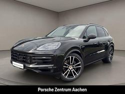 Chromitschwarzmetallic Gebraucht 2025 Porsche Cayenne SUV | 122.700 €