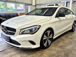 Weiß Gebraucht 2017 Mercedes CLA180 Shooting Brake Kombi | 16.390 € (Etwas zu teuer)