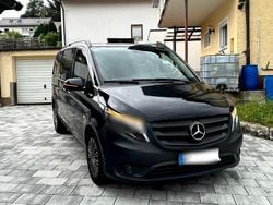 Schwarz Gebraucht 2017 Mercedes Vito Kombi | 25.000 €