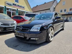 Schwarz Gebraucht 2003 Opel Signum Sport Kombi | 2.980 € (Fairer Preis)