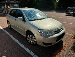 Silber Gebraucht 2006 Toyota Corolla Kleinwagen | 3.000 € (Superpreis)