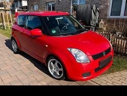 Rot Gebraucht 2006 Suzuki Swift Club Coupé | 1.650 € (Fairer Preis)