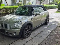 Grau Gebraucht 2010 Mini Cooper Cabriolet Cabrio | 2.000 €