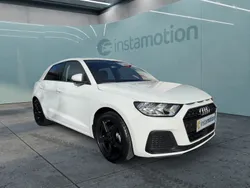 Weiß Gebraucht 2024 Audi A1 Sport Kleinwagen | 26.390 € (Etwas zu teuer)