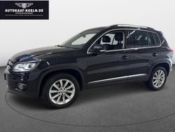 Schwarz Gebraucht 2013 VW Tiguan Sportline SUV | 15.990 € (Etwas zu teuer)