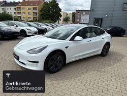 Weiß Gebraucht 2021 Tesla Model 3 Limousine | 25.100 € (Fairer Preis)