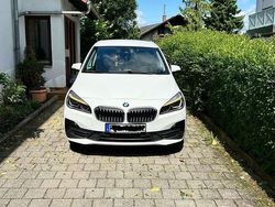 Gebraucht 2018 BMW 218 Gran Tourer Advantage Van / Kleinbus | 15.500 € (Etwas zu teuer)