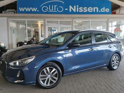 Blau Gebraucht 2018 Hyundai i30 Style Kombi | 14.990 € (Etwas zu teuer)