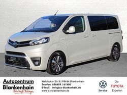 Sandstein metallic Gebraucht 2022 Toyota Proace Verso Team Kombi | 36.890 € (Guter Preis)