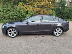 Grau Gebraucht 2011 Audi A5 Sportback Sport Kleinwagen | 9.790 € (Fairer Preis)
