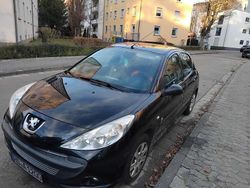 Schwarz Gebraucht 2012 Peugeot 206 Limousine | 2.550 € (Fairer Preis)
