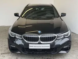 Saphirschwarz met. Gebraucht 2020 BMW 318 M Sport Kombi | 29.649 € (Fairer Preis)