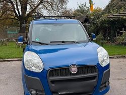 Blau Gebraucht 2011 Fiat Doblò Van / Kleinbus | 4.650 €