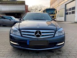 Grau Gebraucht 2011 Mercedes C200 Limousine | 7.800 € (Fairer Preis)
