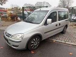 Silber Gebraucht 2005 Opel Combo Edition Limousine | 1.980 € (Fairer Preis)