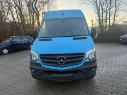 Blau Gebraucht 2016 Mercedes Sprinter Van | 9.900 €