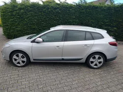 Silber Gebraucht 2011 Renault Mégane GrandTour Dynamique Kombi | 3.650 € (Guter Preis)
