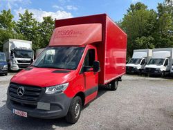 Rot Gebraucht 2020 Mercedes Sprinter Van | 27.251 €