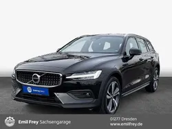 Gebraucht 2023 Volvo V60 CC Kombi | 41.500 € (Etwas zu teuer)