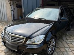 Schwarz Gebraucht 2012 Mercedes C220 Kombi | 7.699 € (Fairer Preis)